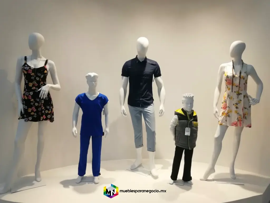 maniquíes de cuerpo completo
