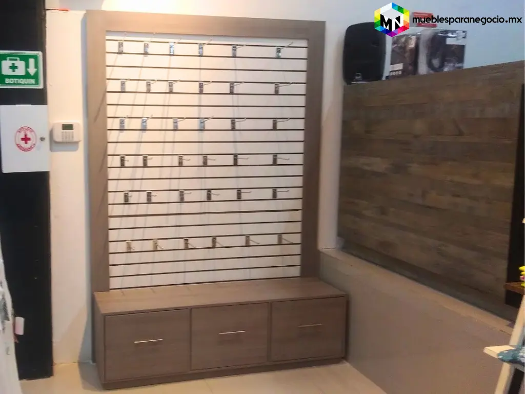 exhibidor de panel ranurado